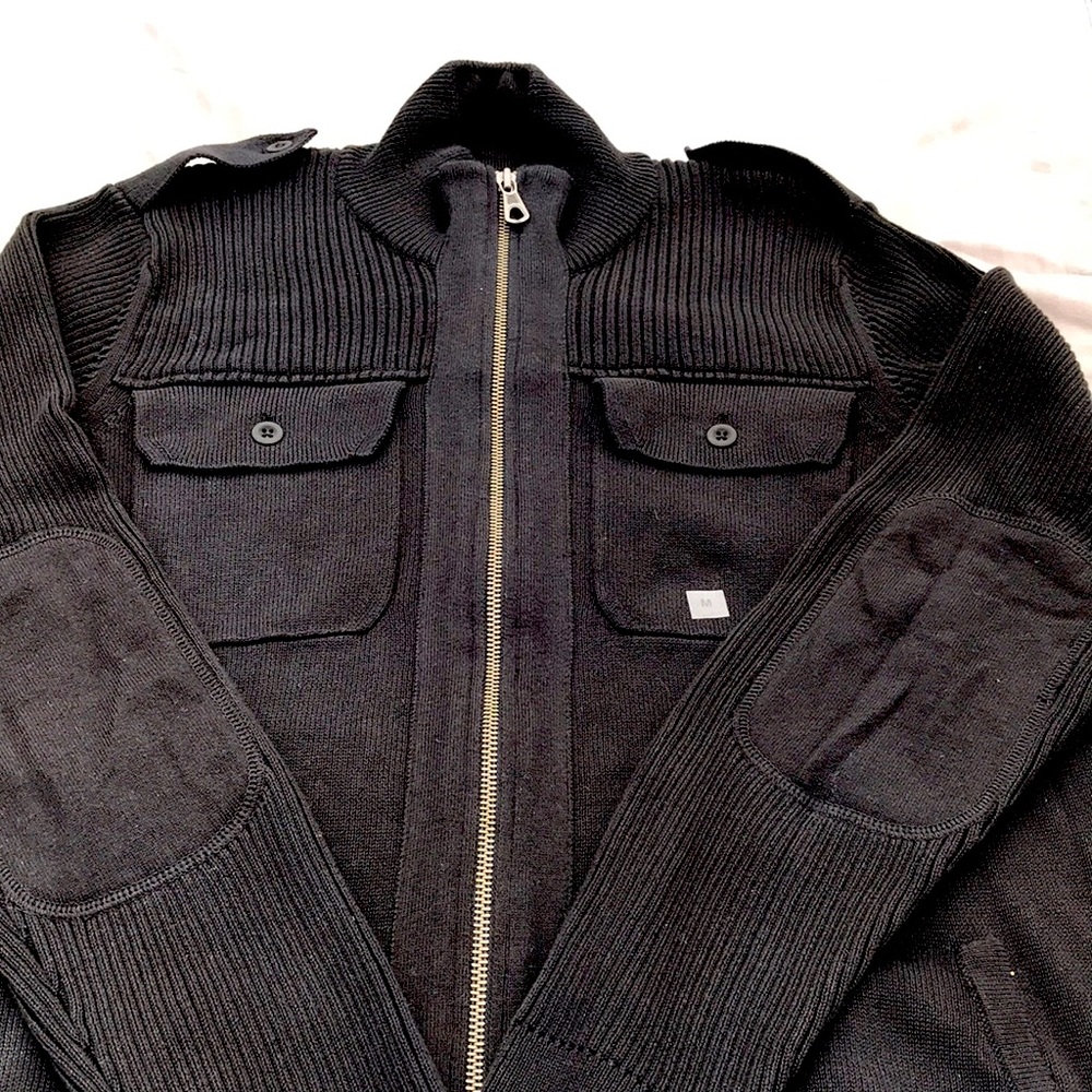 NWT!!! EXPRESS Full- Zip front, mock neck sweater. Size M . Color Black .